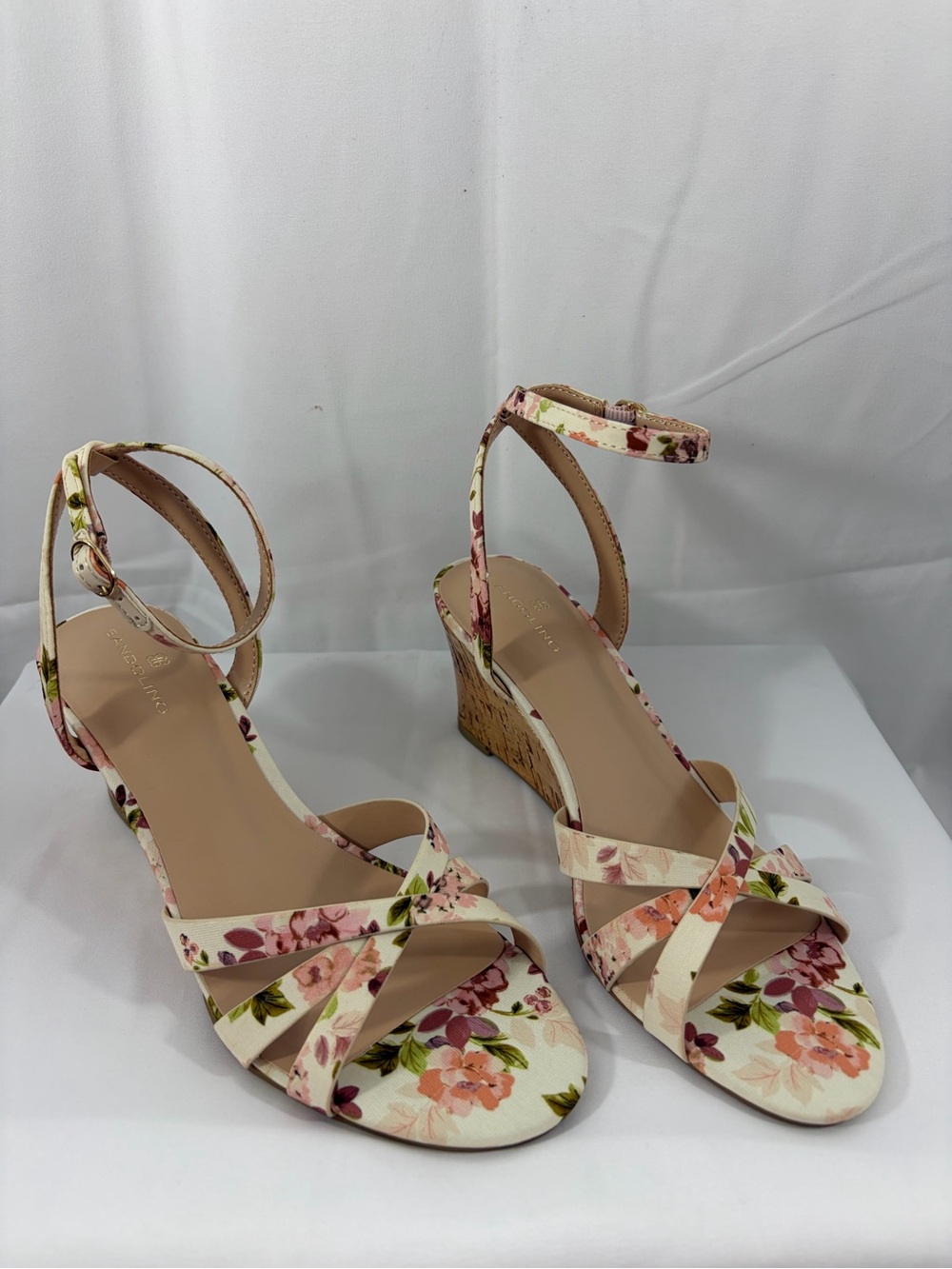 NWT Bandolino Women’s Size 7 Cream Pink Floral Ankle-Strap Wedge Heels